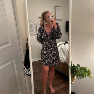 Black floral pattern long sleeve midi dress